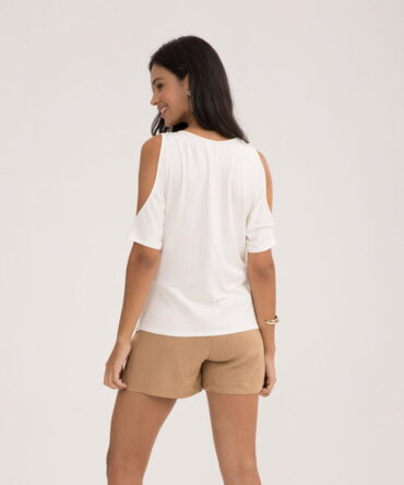 Blusa em viscose com recorte nos ombros Lunender 1